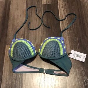 NWT Target 34B swim top